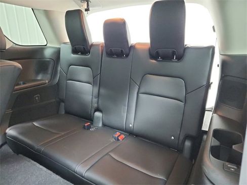 Used 2024 Nissan Pathfinder Platinum w/ Cargo Package image 36