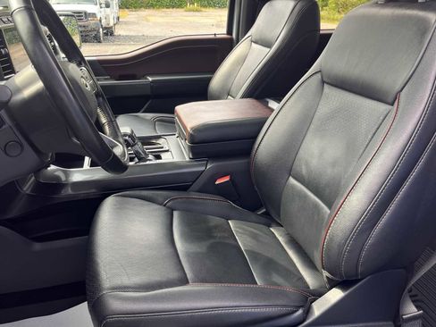 Used 2022 Ford F150 Lariat w/ Equipment Group 502A High image 18