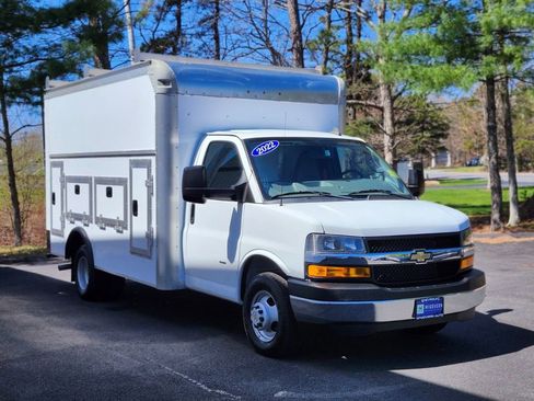 Used 2022 Chevrolet Express 3500 w/ Power Convenience Package RWD image 7