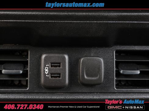 Used 2022 GMC Sierra 2500 SLE w/ SLE Convenience Package image 26