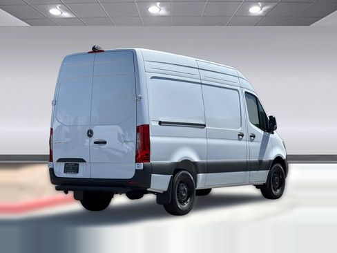 New 2026 Mercedes-Benz Sprinter 2500 image 8