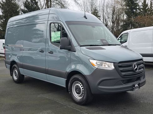 New 2025 Mercedes-Benz Sprinter 2500 image 8