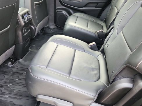 Used 2020 GMC Acadia SLT w/ Trailering Package image 10