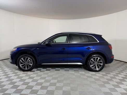 Certified 2025 Audi Q5 2.0T Premium Plus image 4