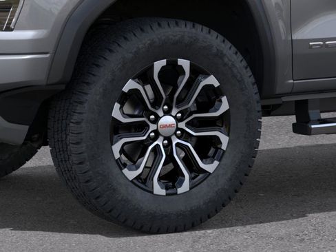 New 2026 GMC Canyon Denali image 9