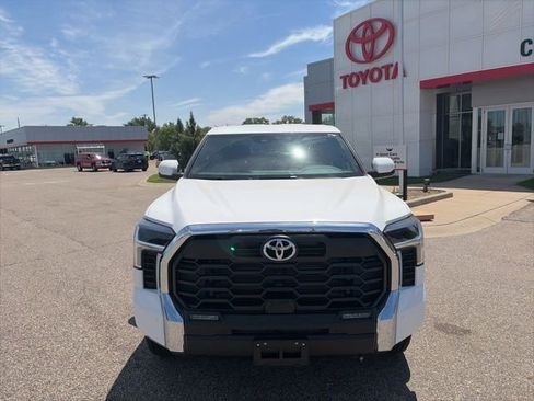 New 2026 Toyota Tundra SR5 w/ TRD Off-Road Package AWD/4WD image 2
