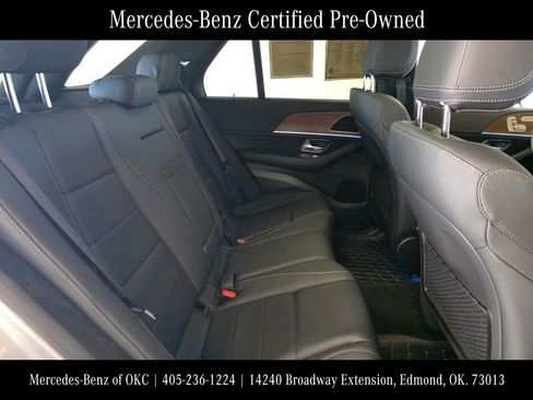 Used 2025 Mercedes-Benz GLE 350 4MATIC image 16