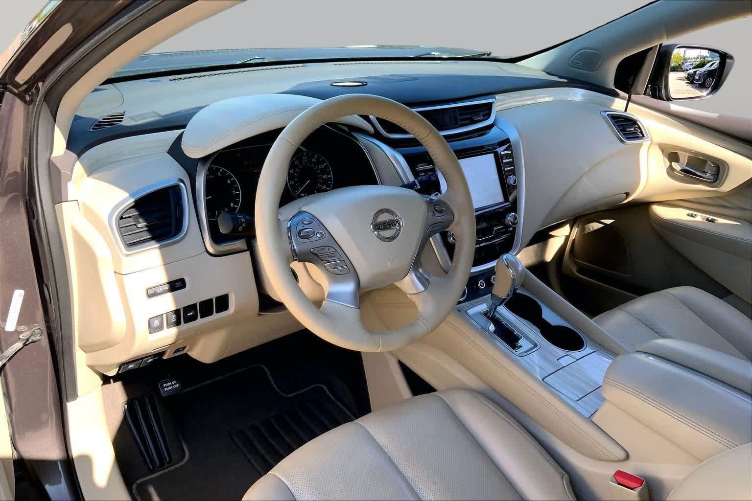 Used 2016 Nissan Murano Platinum w/ Platinum Technology Package AWD/4WD image 16