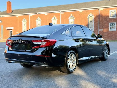 Used 2019 Honda Accord LX image 6