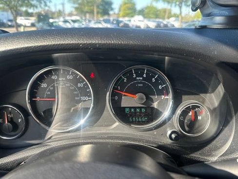 Used 2015 Jeep Wrangler Sahara w/ Connectivity Group AWD/4WD image 11
