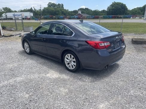 Used 2016 Subaru Legacy 2.5i Premium AWD/4WD image 4