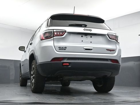 Used 2024 Jeep Compass Trailhawk AWD/4WD image 22