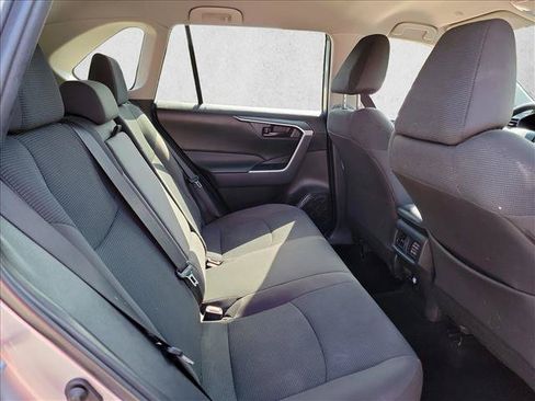 Used 2023 Toyota RAV4 LE FWD image 13
