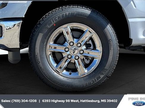 New 2025 Ford F150 XLT w/ Equipment Group 302A MID image 11