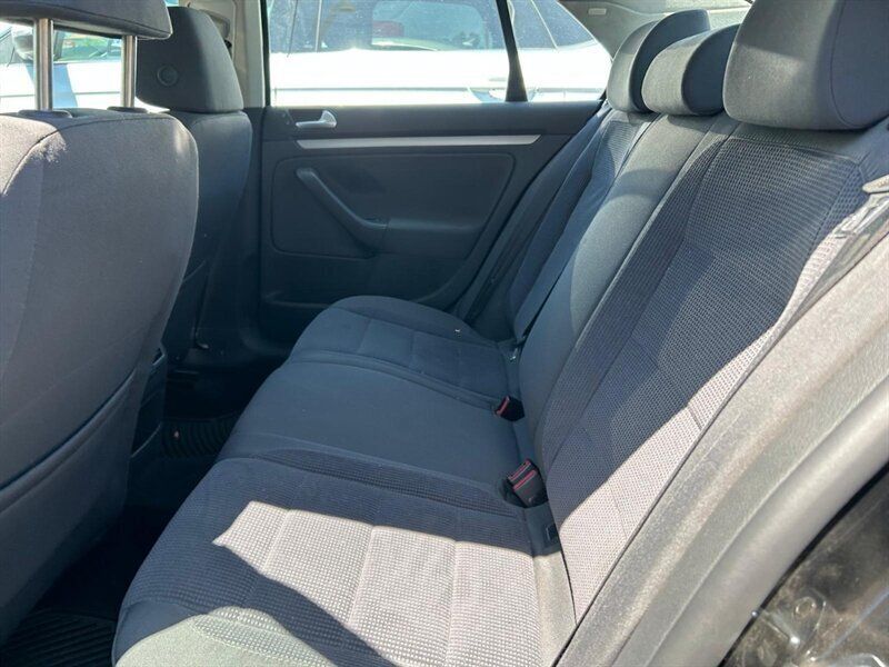Used 2007 Volkswagen Jetta 2.5 FWD image 31