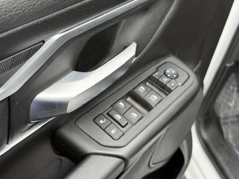 Used 2026 RAM 1500 Big Horn AWD/4WD image 10