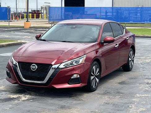 Used 2022 Nissan Altima 2.5 SV AWD/4WD image 5