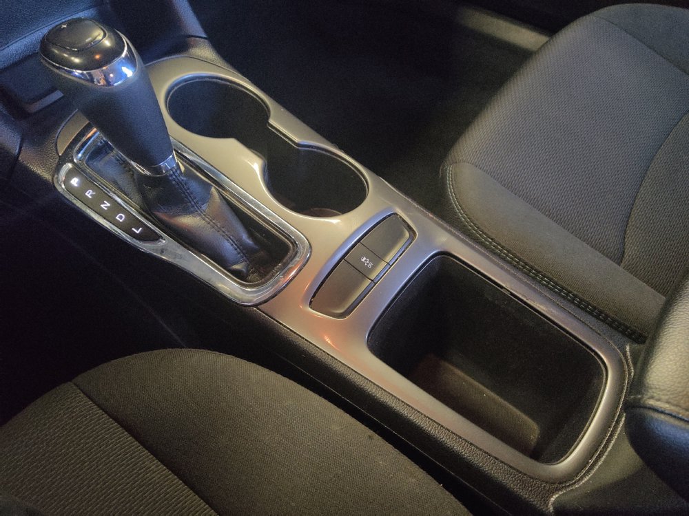 Used 2017 Chevrolet Cruze LT FWD image 26