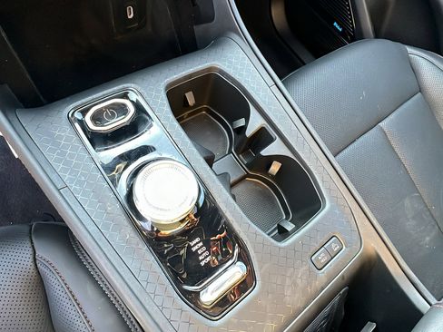 Used 2024 Jeep Wagoneer Launch Edition w/ Trailer Tow Group image 31