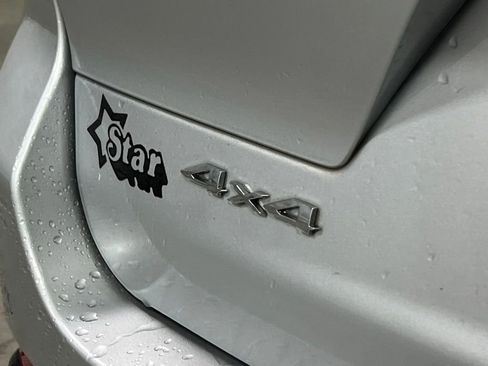 Used 2023 Jeep Grand Cherokee L Limited AWD/4WD image 18