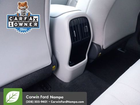 Used 2024 Hyundai Kona SEL AWD/4WD image 27