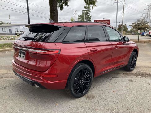 New 2026 Lincoln Corsair Premiere image 3