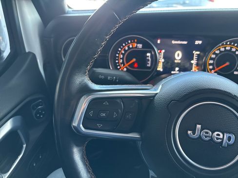 Used 2021 Jeep Gladiator High Altitude image 14