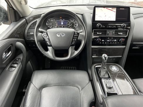 Used 2024 INFINITI QX80 Luxe image 20
