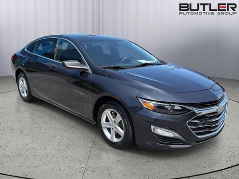 Used 2022 Chevrolet Malibu LS FWD image 8