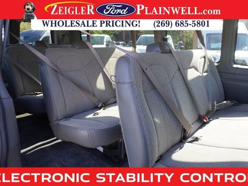 Used 2023 GMC Savana 3500 LT w/ LT Preferred Equipment Group image 11