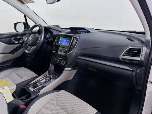 Used 2021 Subaru Forester Premium AWD/4WD image 30