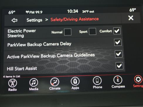 Used 2019 Dodge Challenger SXT image 30