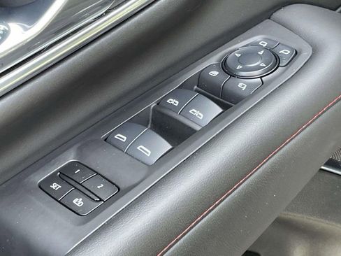 Used 2024 Chevrolet Tahoe RST w/ Luxury Package image 17