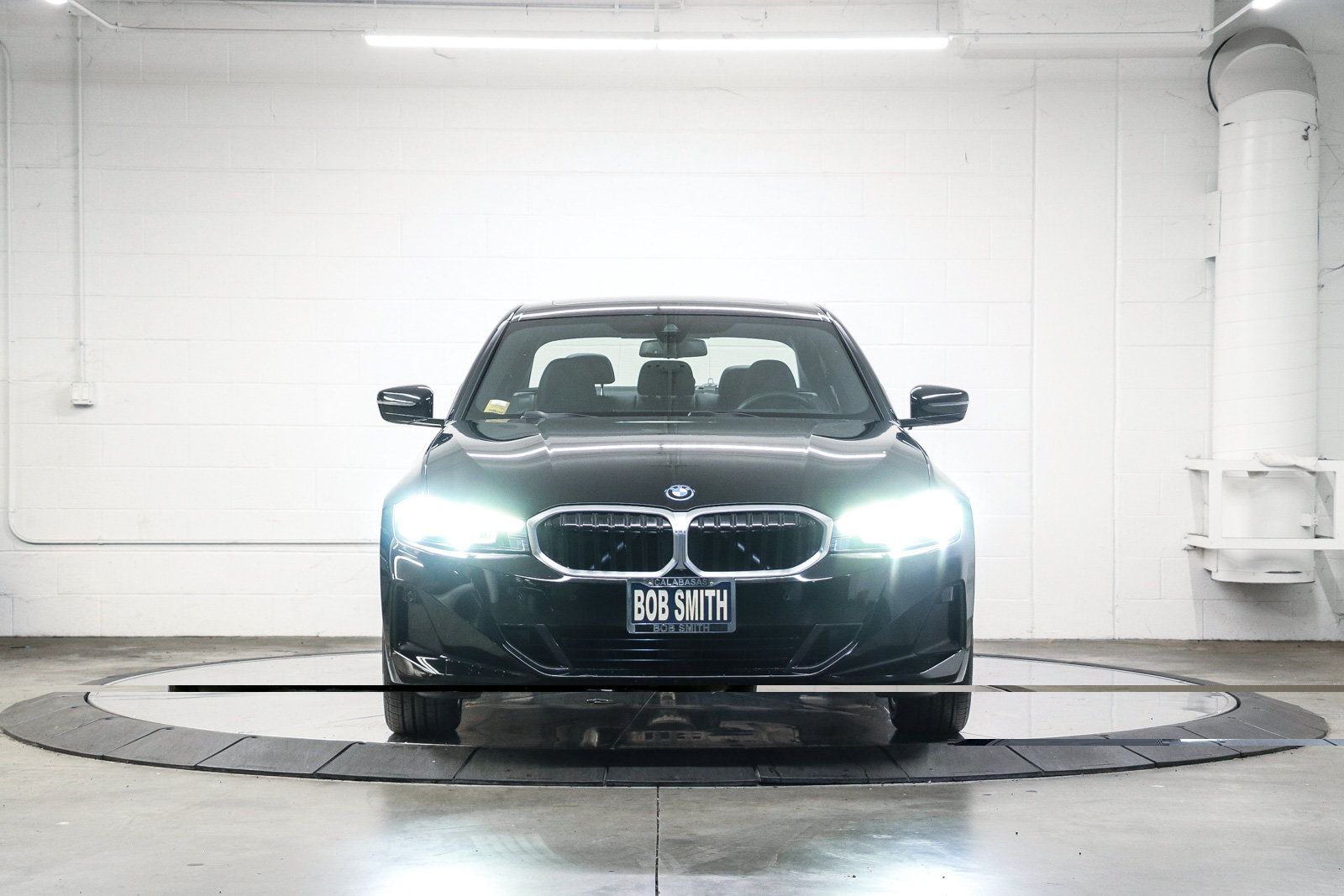 Certified 2023 BMW 330e w/ Premium Package RWD image 2