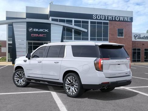 New 2026 GMC Yukon XL Denali Ultimate w/ LPO, Floor Liner Package AWD/4WD image 3