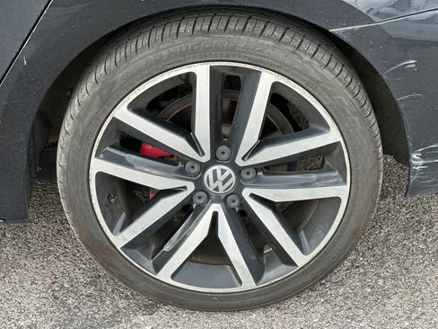 Used 2013 Volkswagen Jetta GLI Autobahn FWD image 25