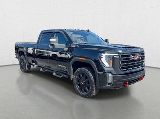 Used 2024 GMC Sierra 2500 AT4 w/ Technology Package AWD/4WD video 1