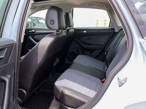 Used 2026 Volkswagen Jetta SE w/ Black Wheel Package FWD image 15