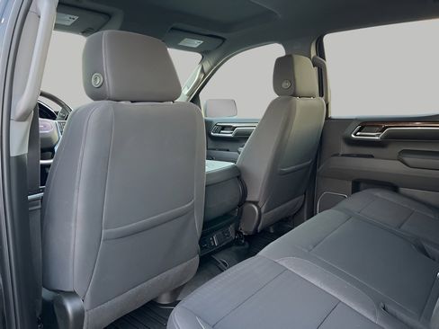 Used 2022 GMC Sierra 1500 SLE image 27
