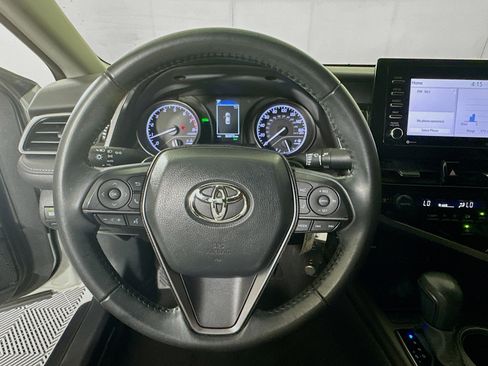 Used 2023 Toyota Camry SE image 15