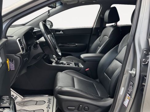 Used 2020 Kia Sportage EX w/ Option Group 15 AWD/4WD image 12