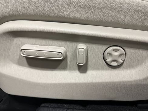 New 2026 Honda Odyssey EX-L image 8