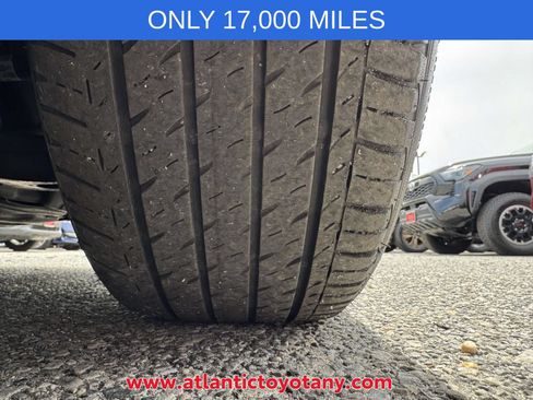 Used 2024 Toyota Corolla LE FWD image 39