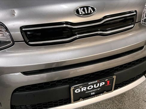 Used 2018 Kia Soul + image 27