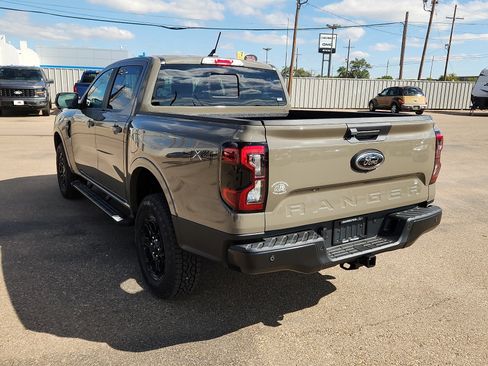 New 2025 Ford Ranger Lariat w/ Black Appearance Package image 3