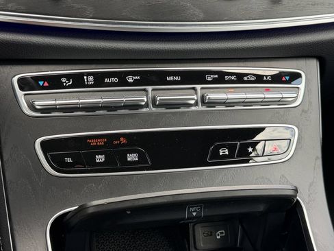 Used 2023 Mercedes-Benz E 350 4MATIC Sedan image 23