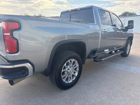 Used 2024 Chevrolet Silverado 2500 LTZ w/ LTZ Convenience Package AWD/4WD image 7