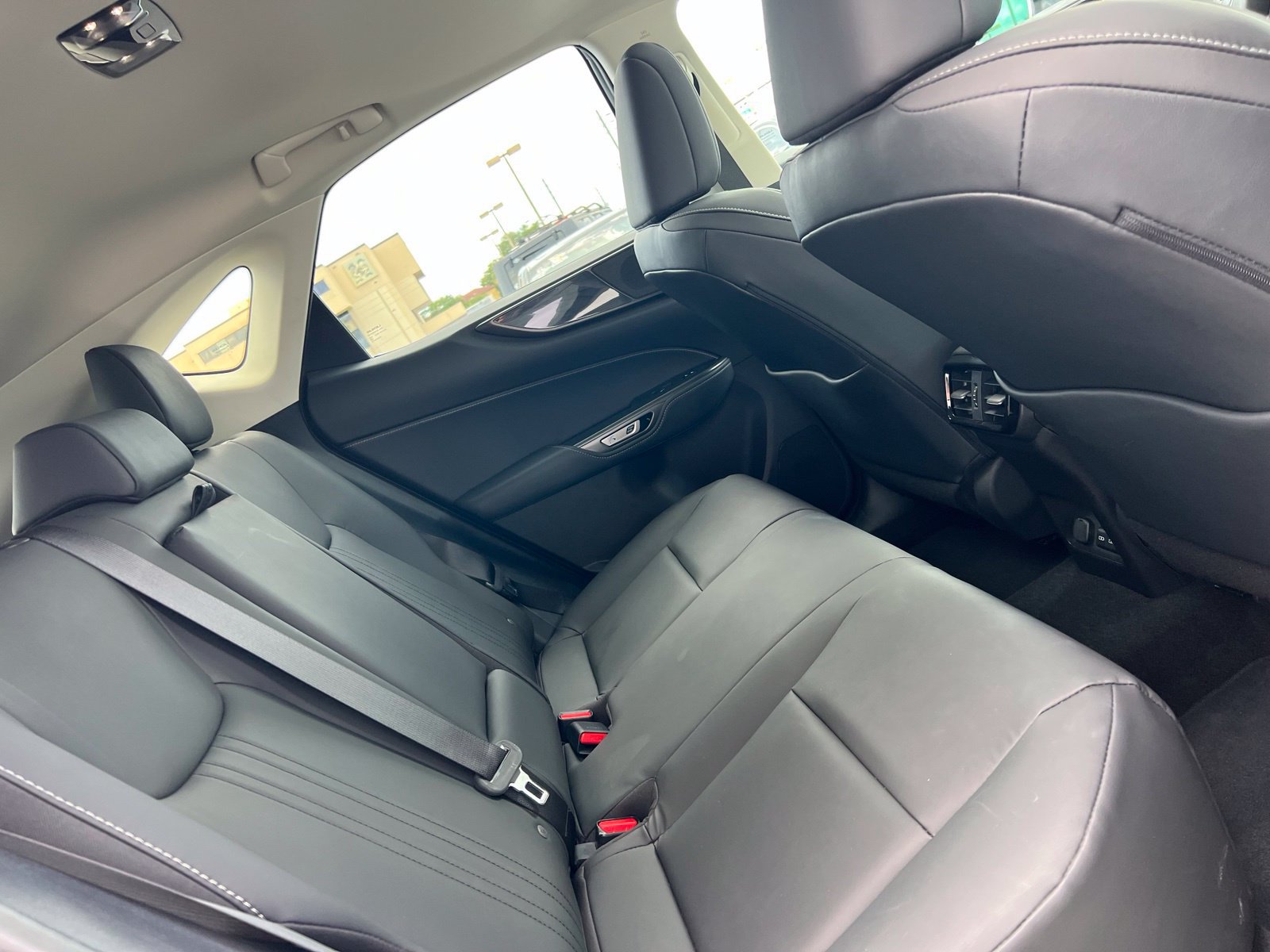 Used 2024 Lexus NX 250 FWD w/ Towing Package (2000 Lbs) image 53