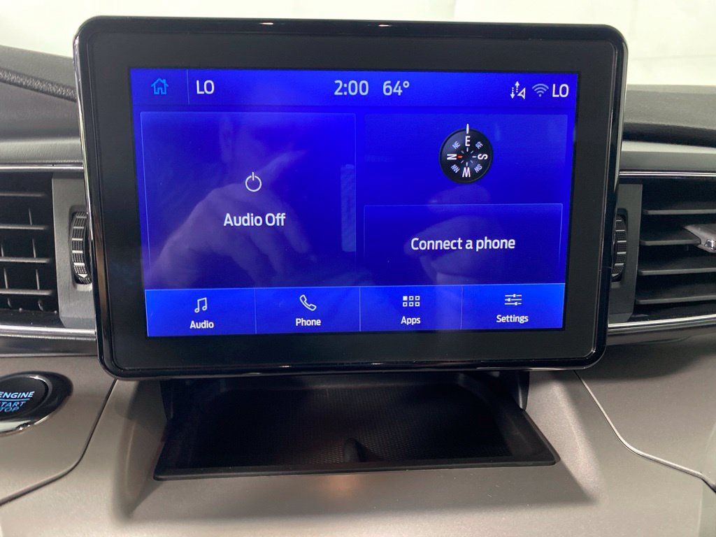 Used 2024 Ford Explorer XLT w/ Equipment Group 202A AWD/4WD image 19