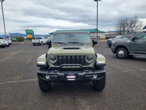 New 2026 Jeep Gladiator Sport image 14